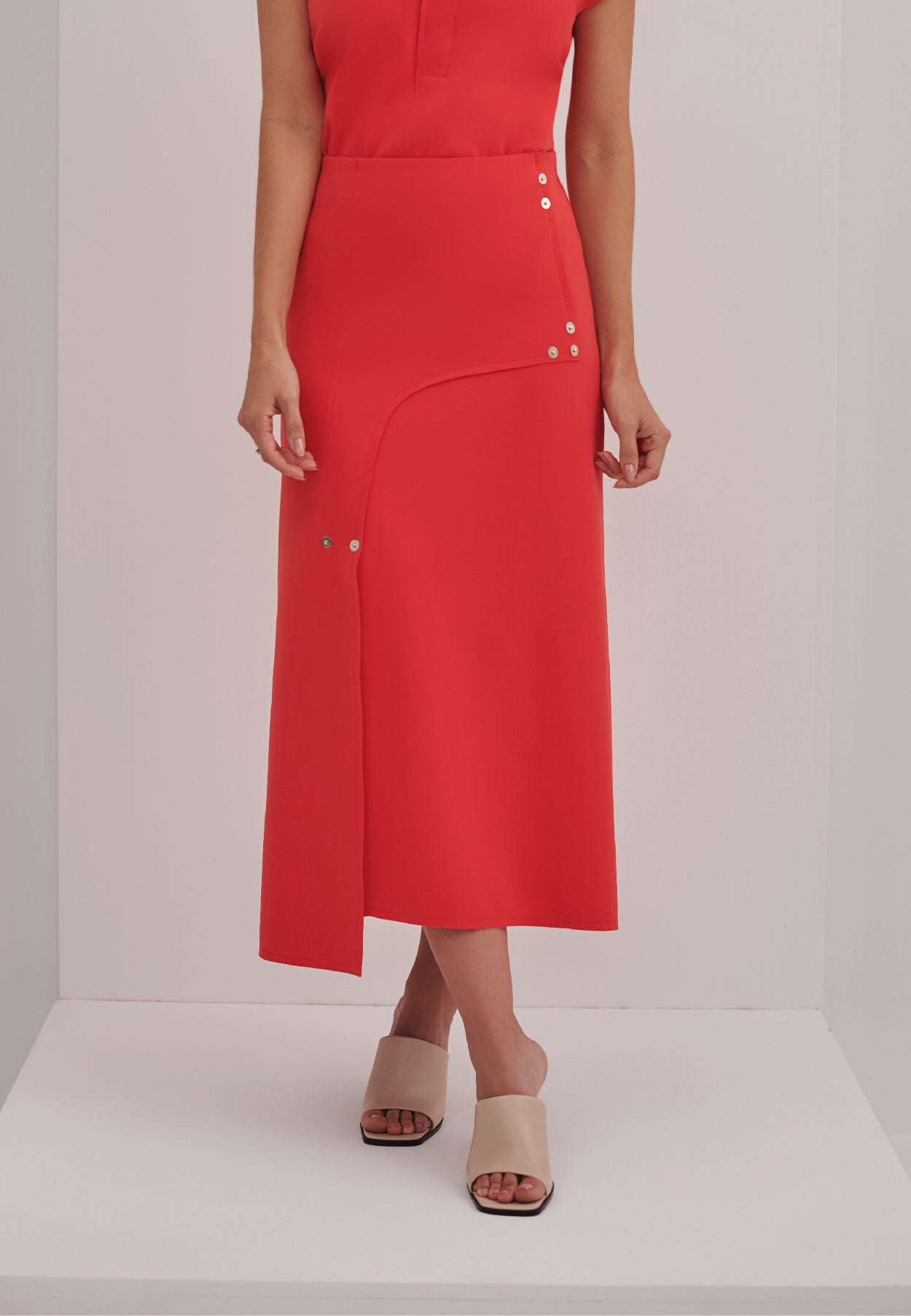 Saia Fenda Trespassada Rebites