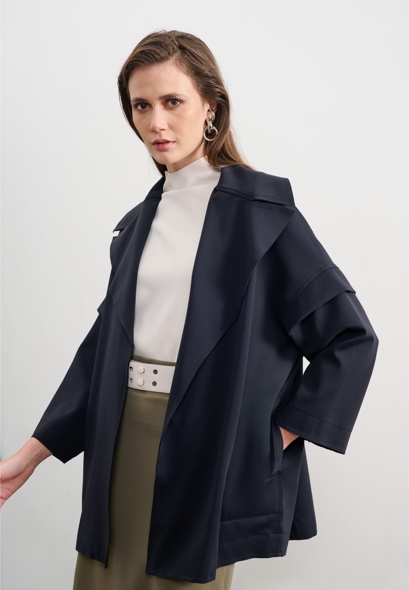 Casaco Amplo Com Bolsos