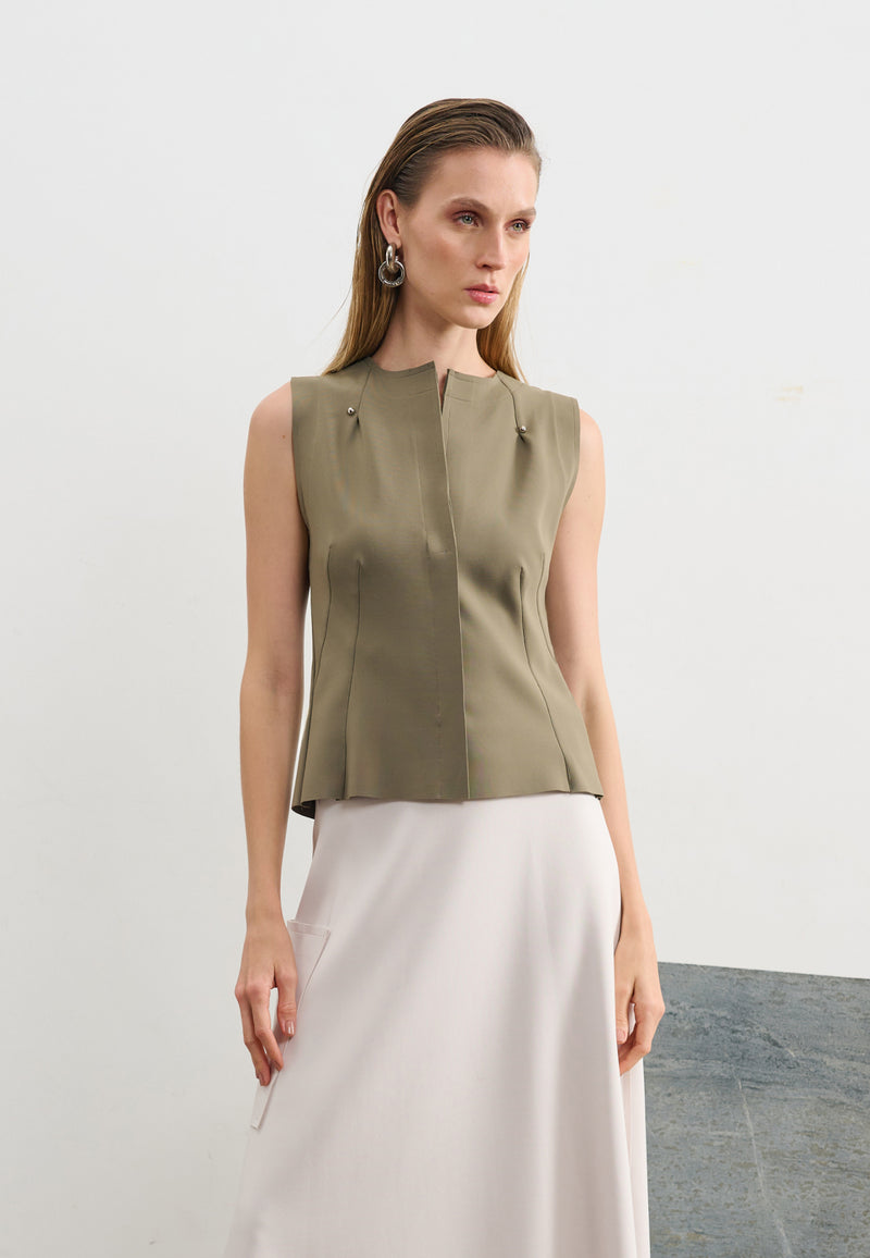 Regata Decote Estruturada