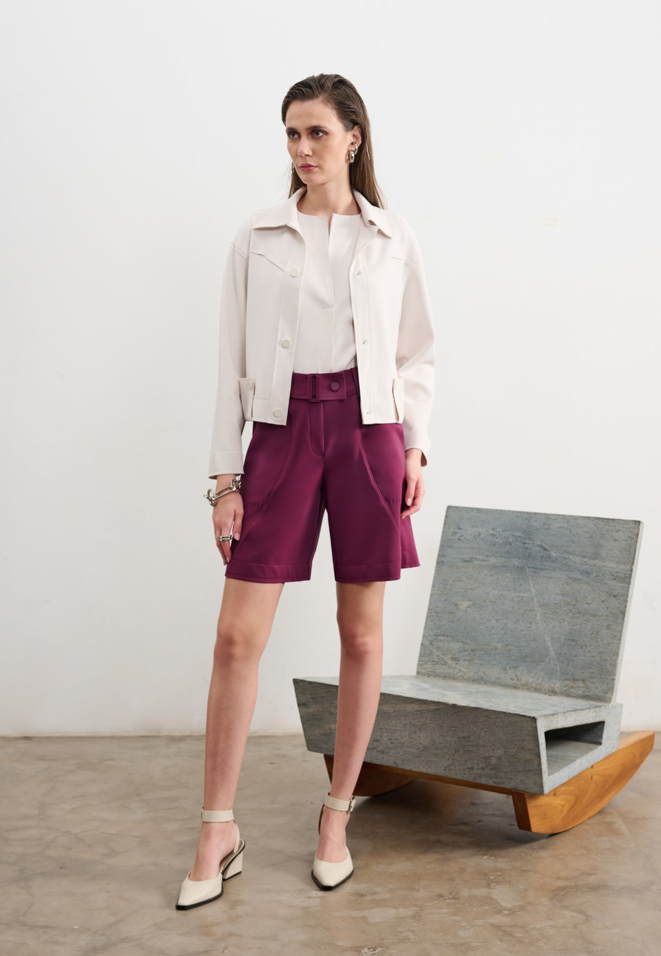 Regata Decote Estruturada