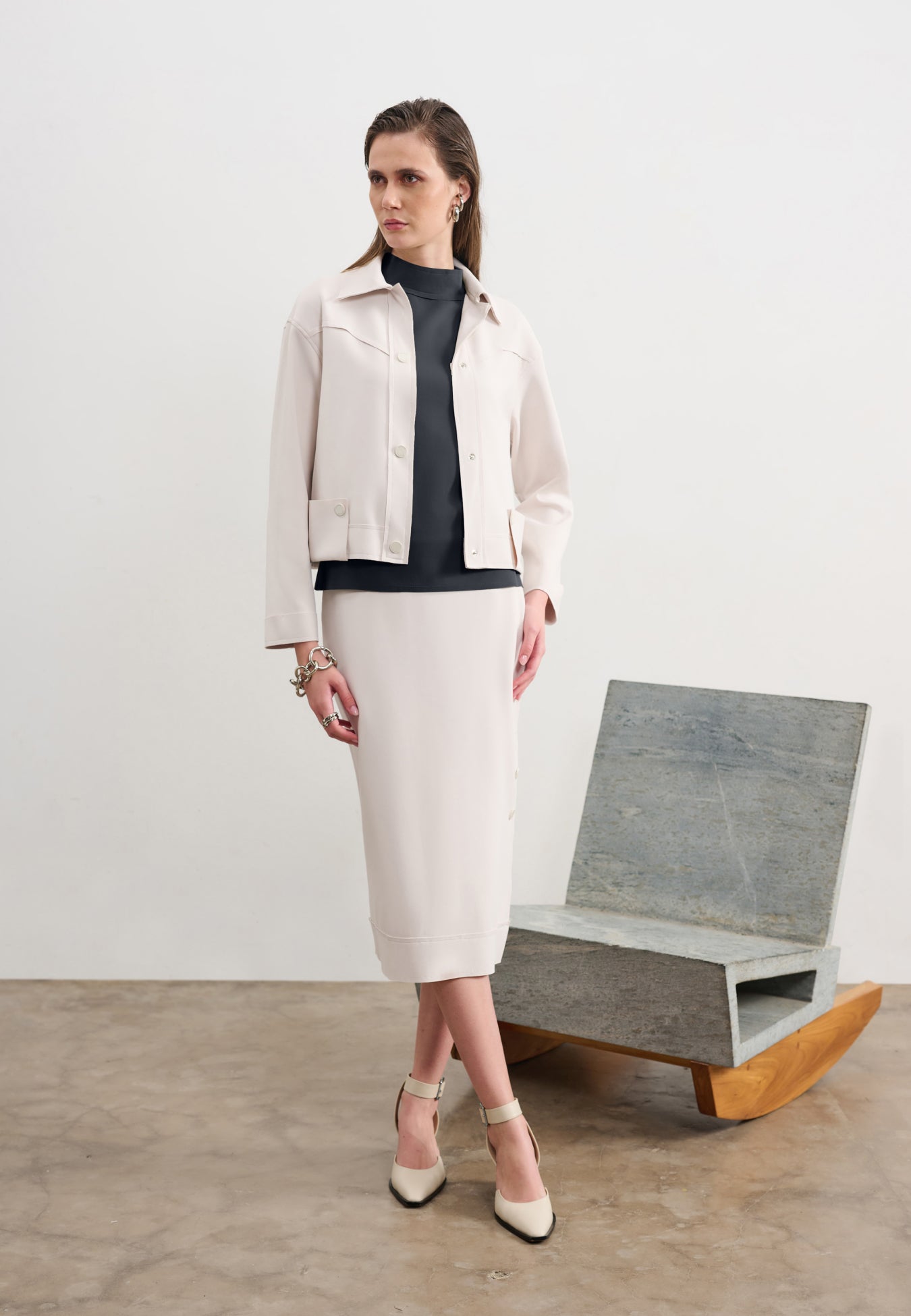 Blusa Acinturada Gola Alta