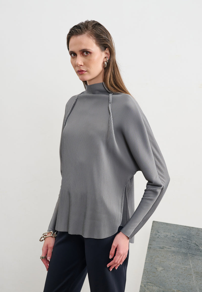 Blusa Ampla Gola Alta