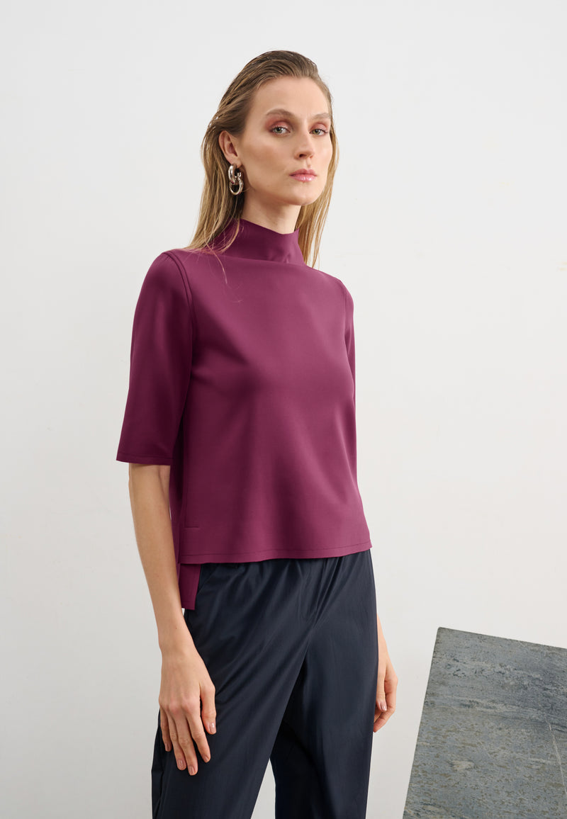 Blusa Manga Curta Gola Alta