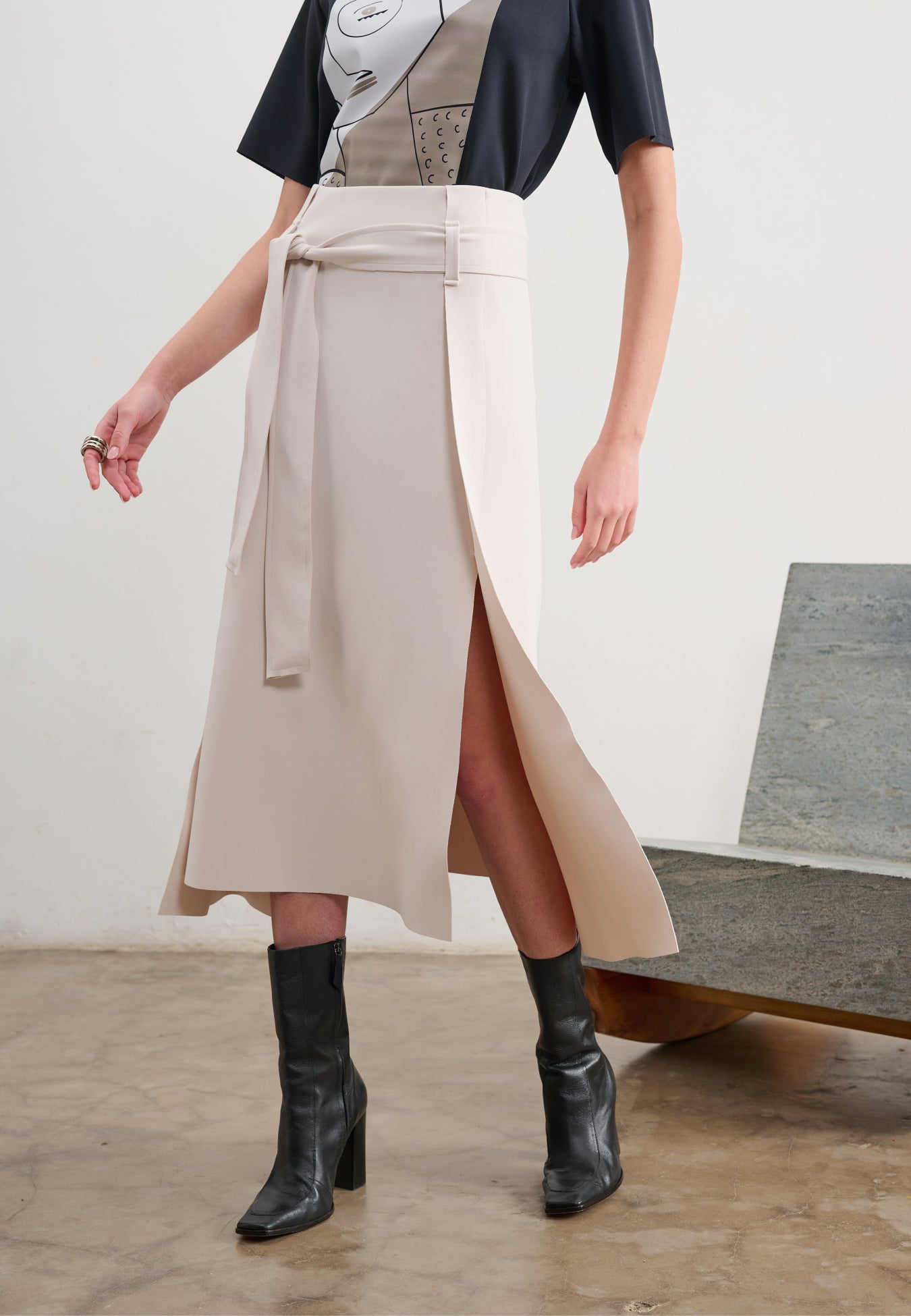 Saia Midi Movimento Com Faixa