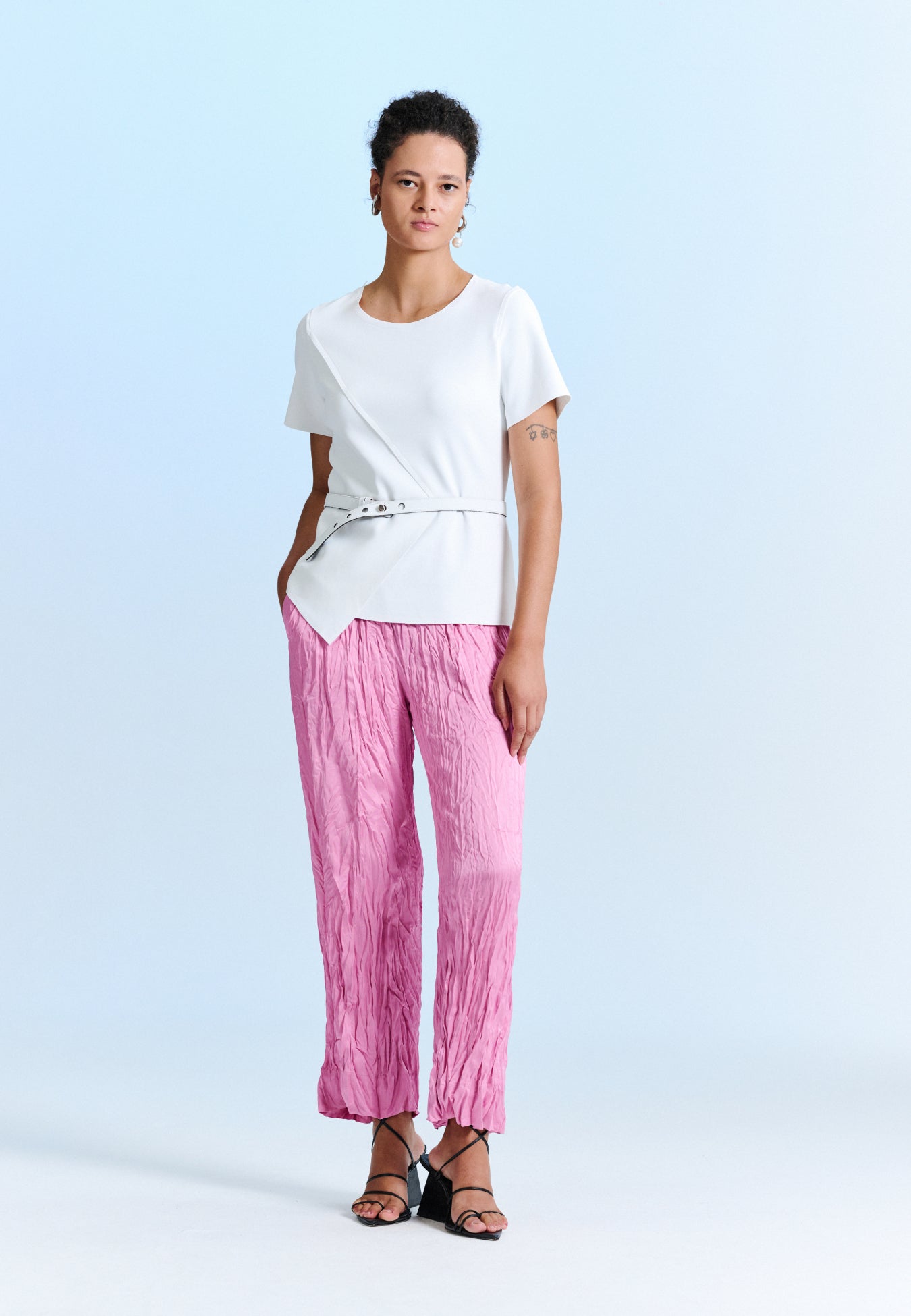 Blusa Sobreposição Assimétrica