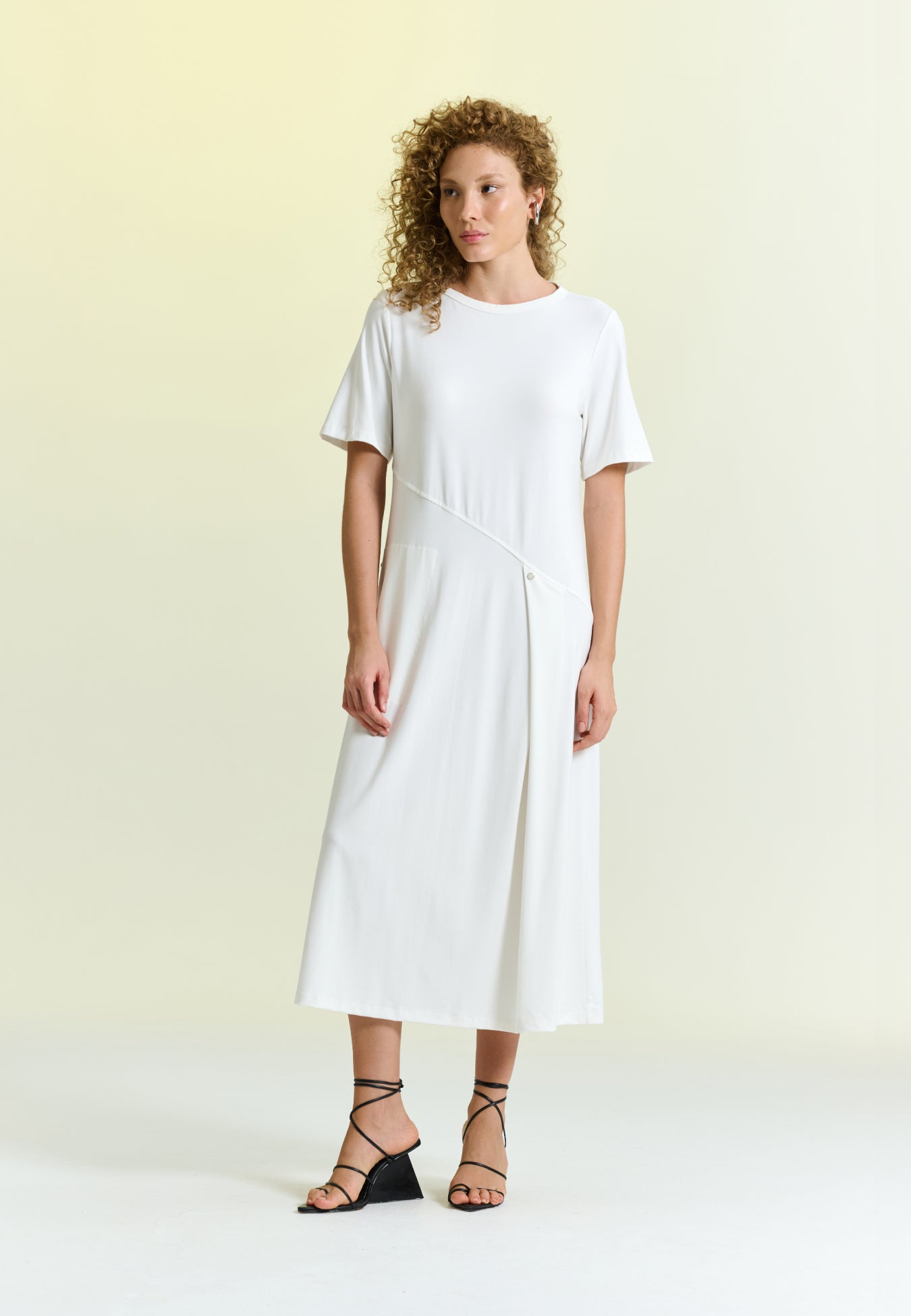Vestido Midi Minimalista