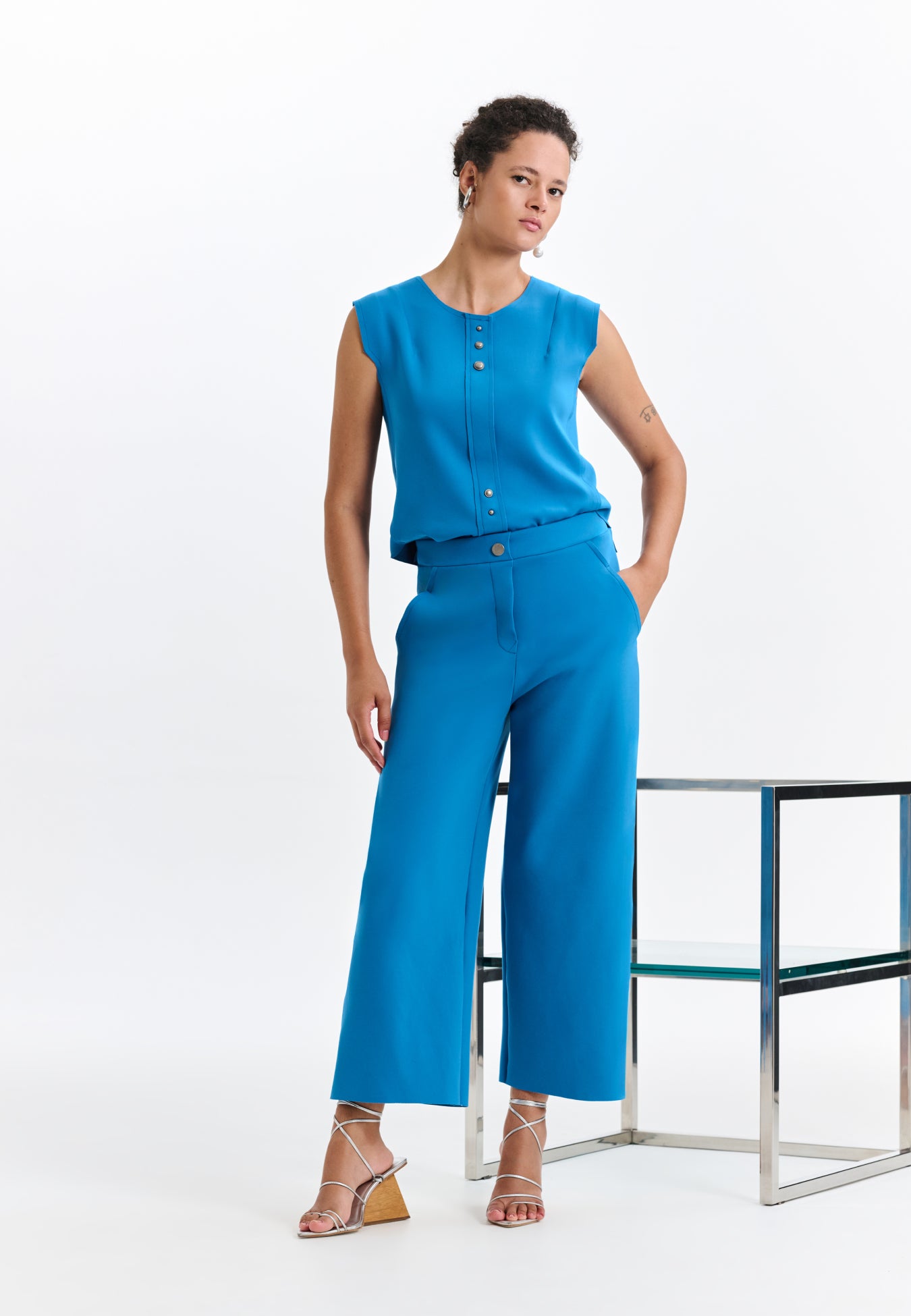 Regata Ombro Estruturado