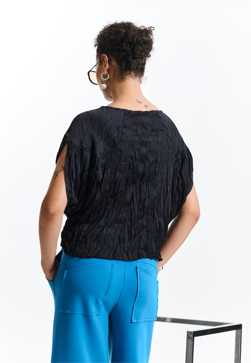 Blusa Acetinada Sem Cava