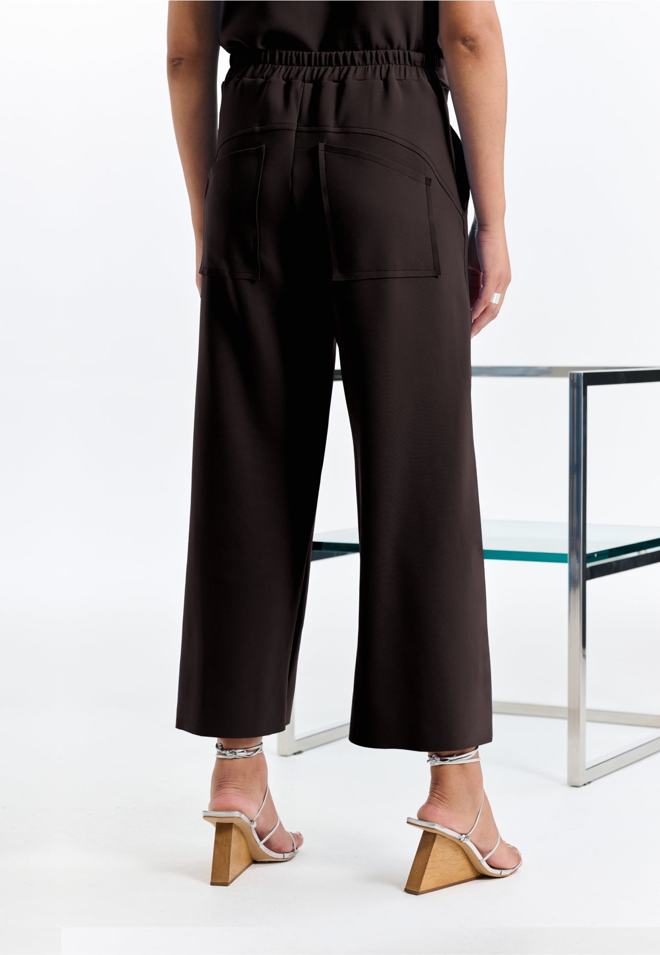 Calça Wide Bolso Faca