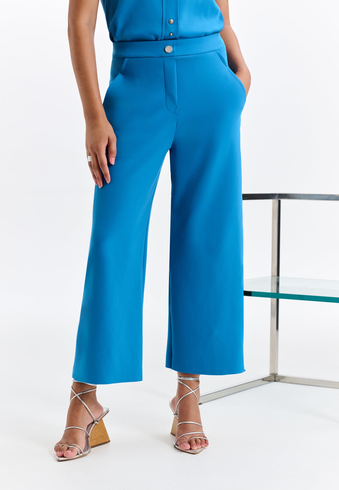 Calça Wide Bolso Faca