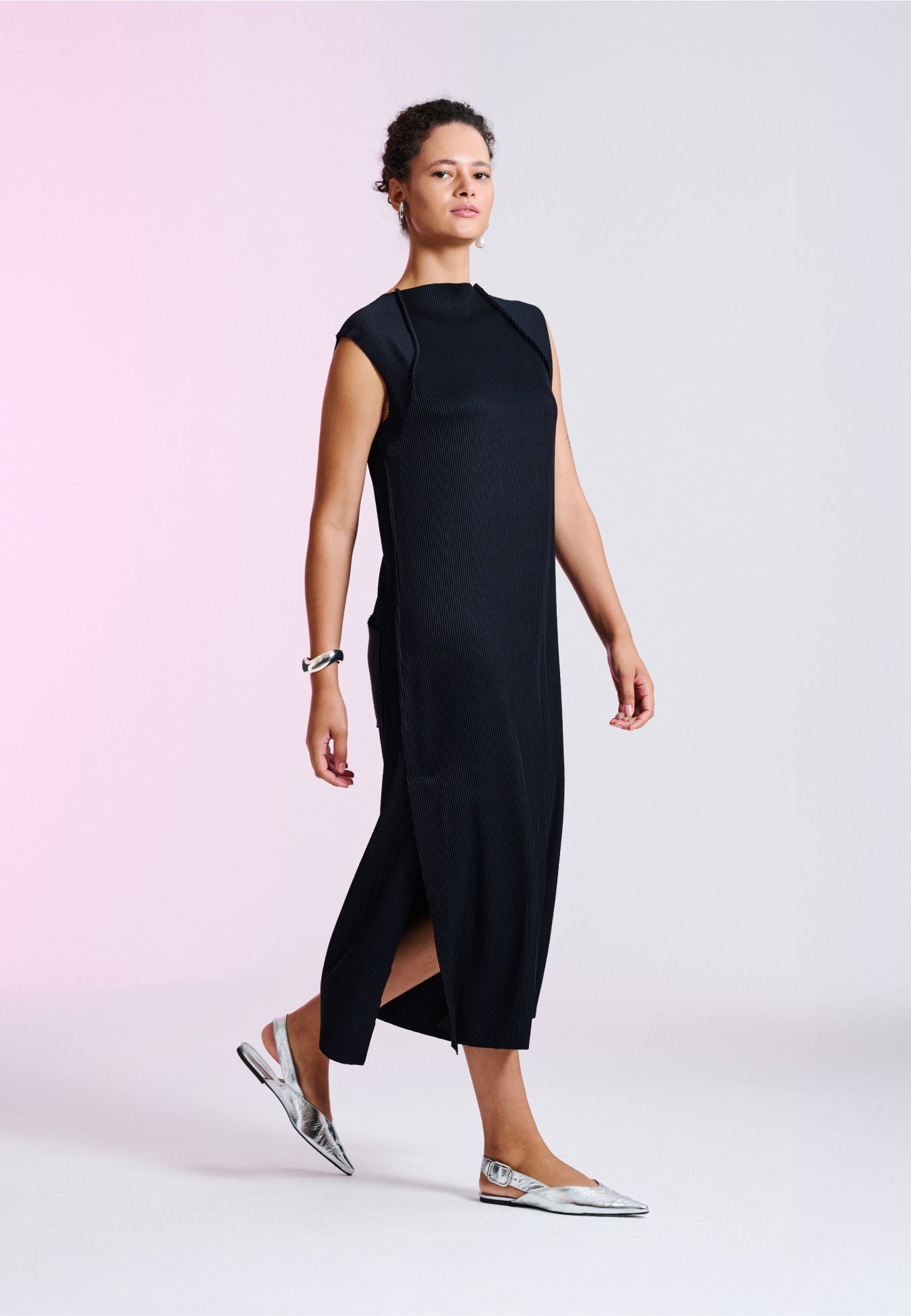 Vestido Midi Gola Reta