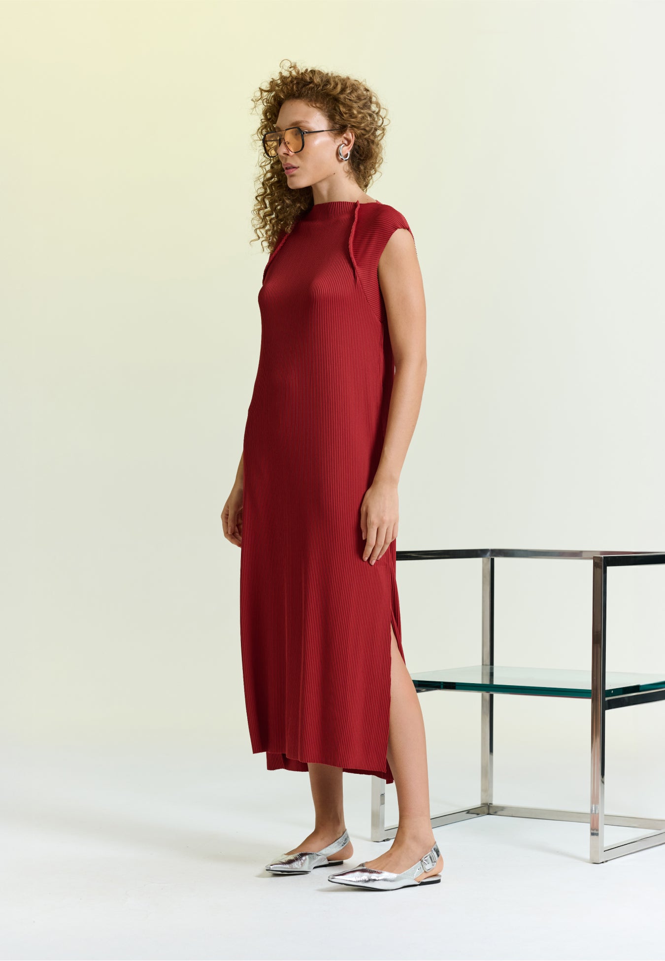 Vestido Midi Gola Reta