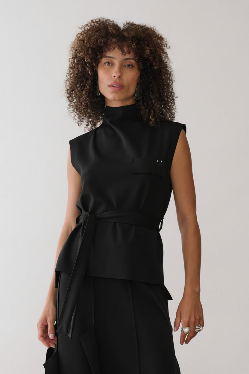 Blusa Gola Alta com Faixa