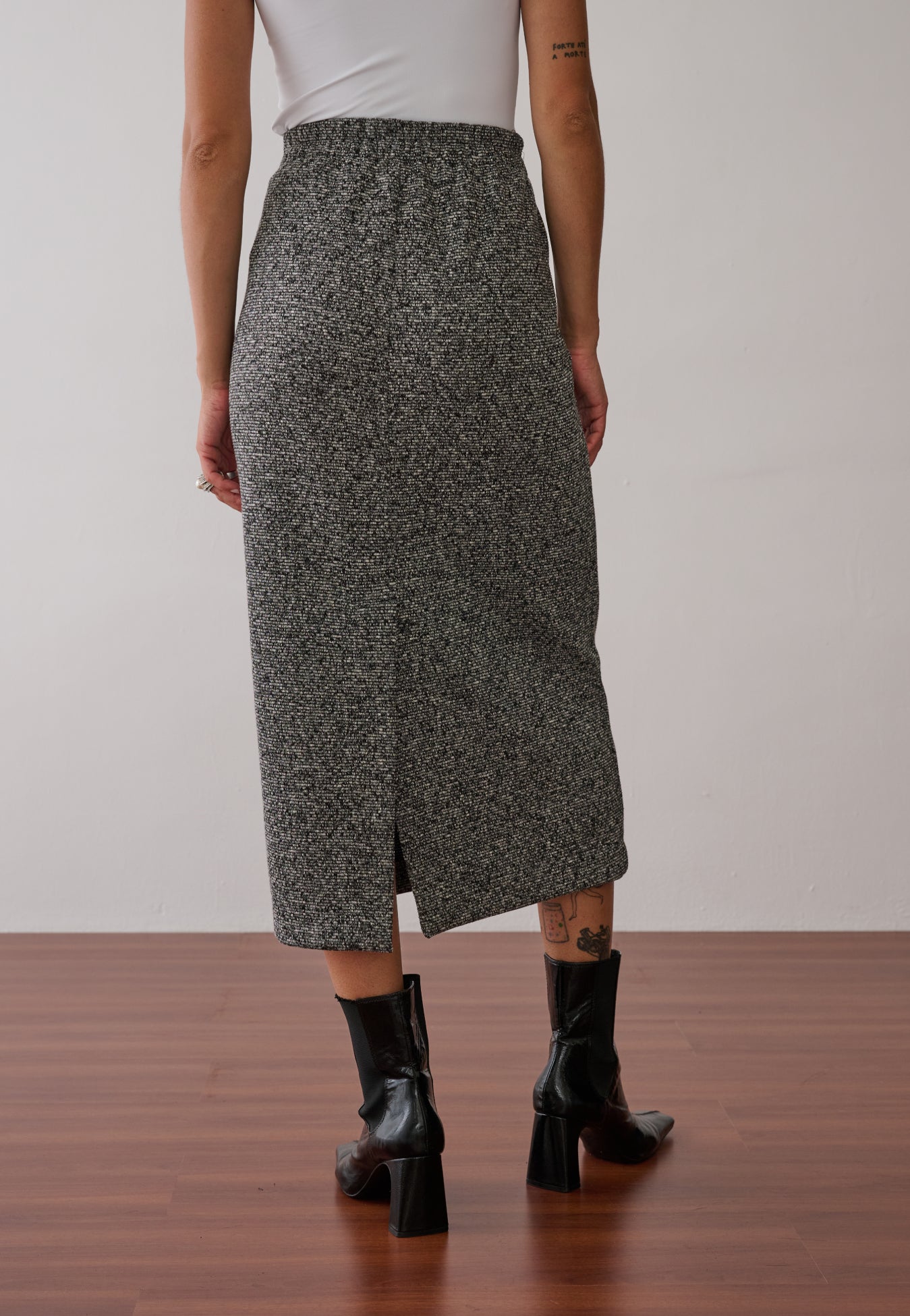 Saia Tweed Cós Couro