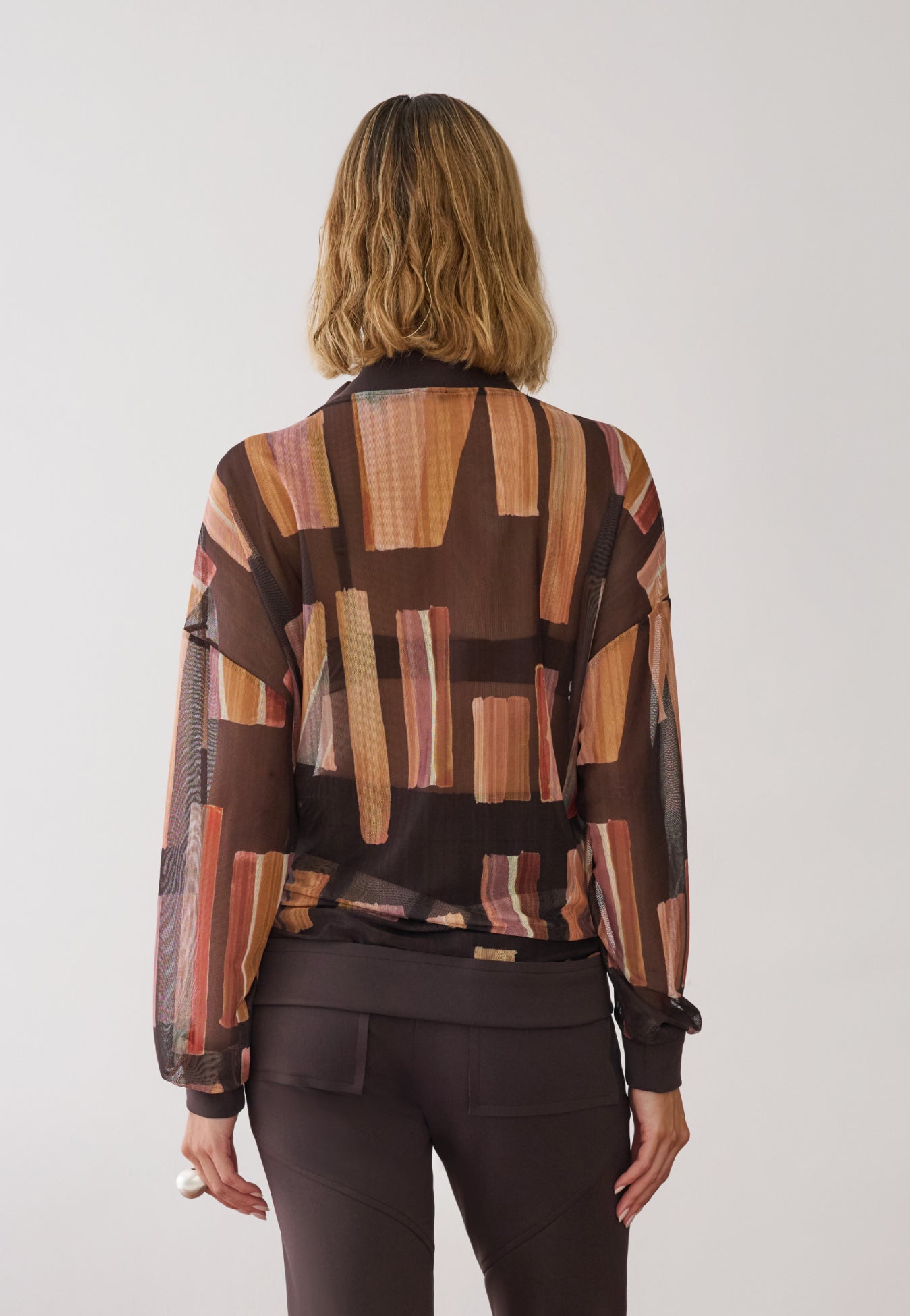 Blusa Tule Estampa Detalhes Tech