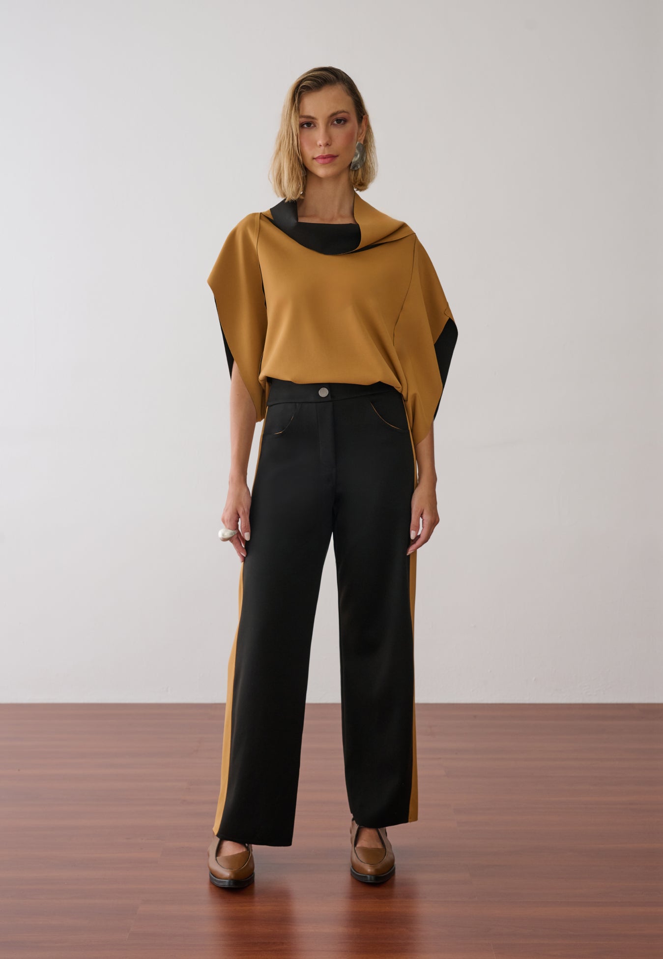 Calça Pantalona Bicolor Duo