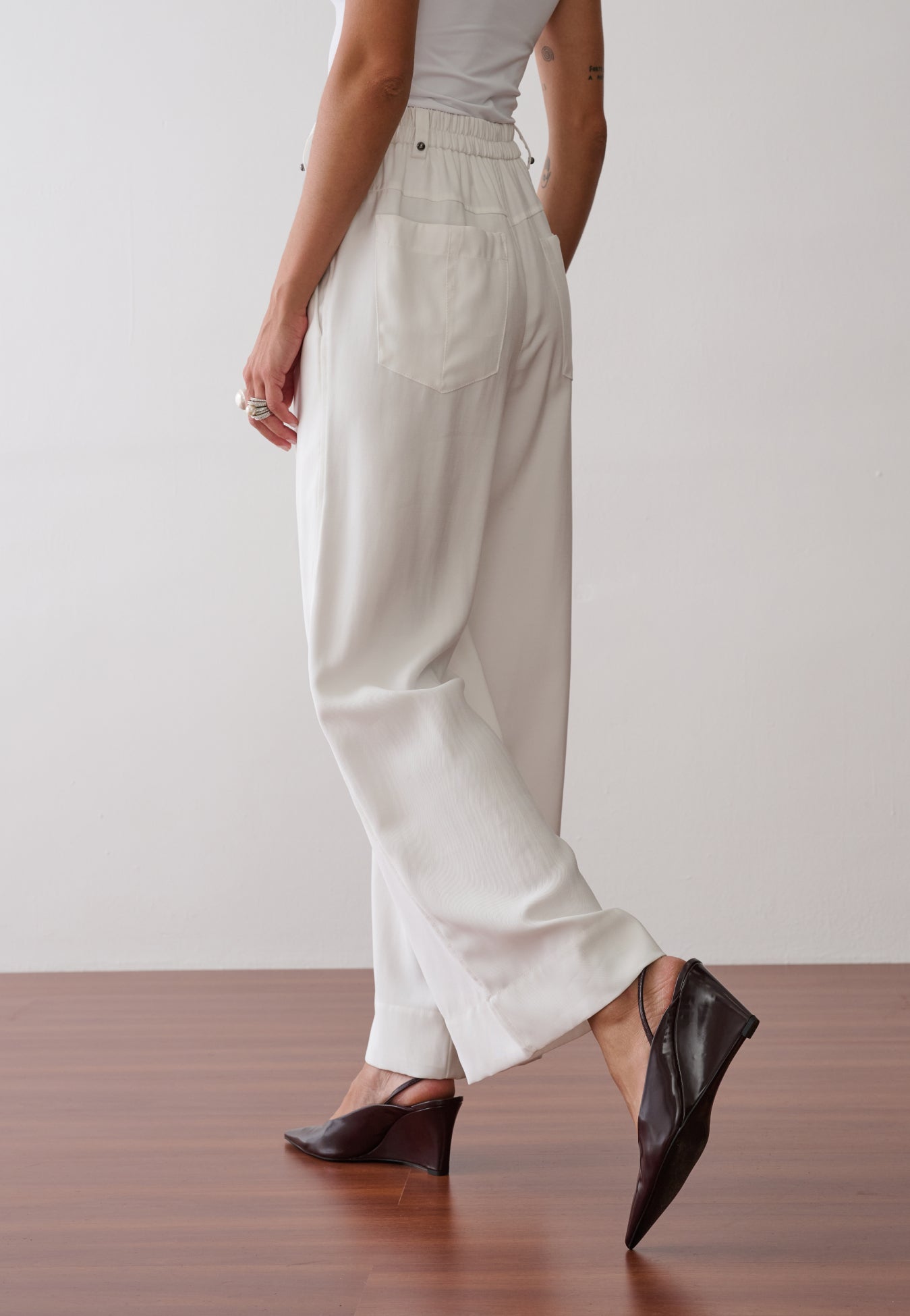 Calça Pantalona Barra Larga