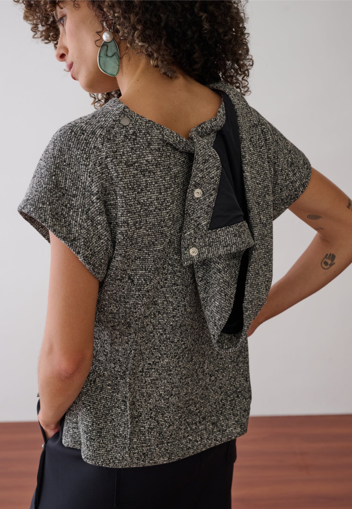 Blusa Capuz Removível Tweed