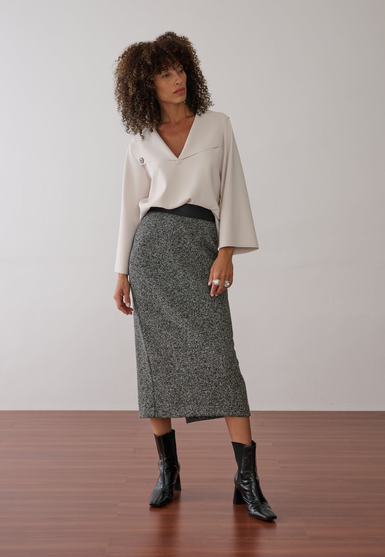 Blusa Decote V Manga Longa