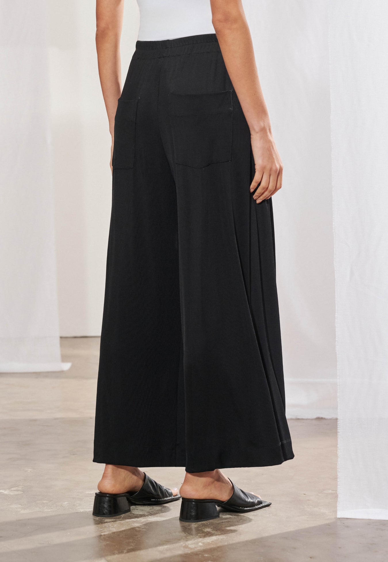 Calça Pantalona Fluida
