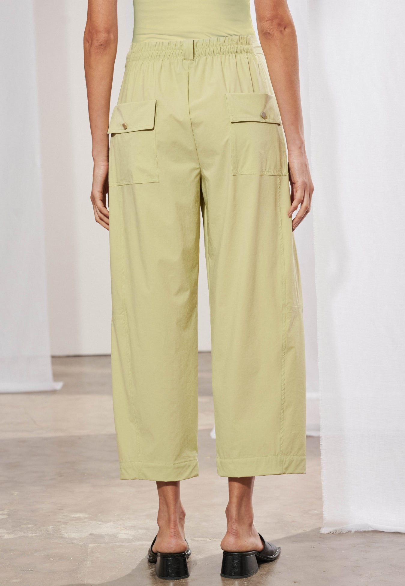 Calça Ultraleve Recortes