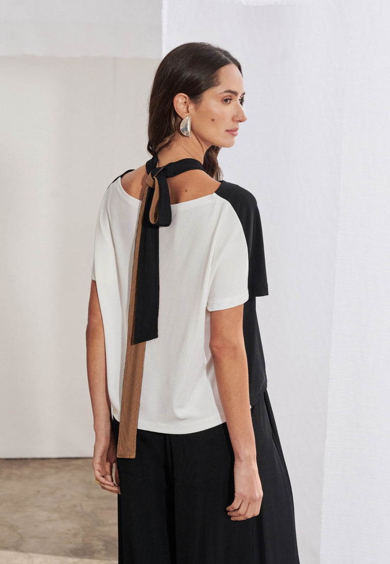 Blusa Tricolor Gola Amarração